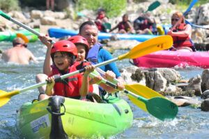 Ardèche Canoës Service - Vallon Pont d'Arc